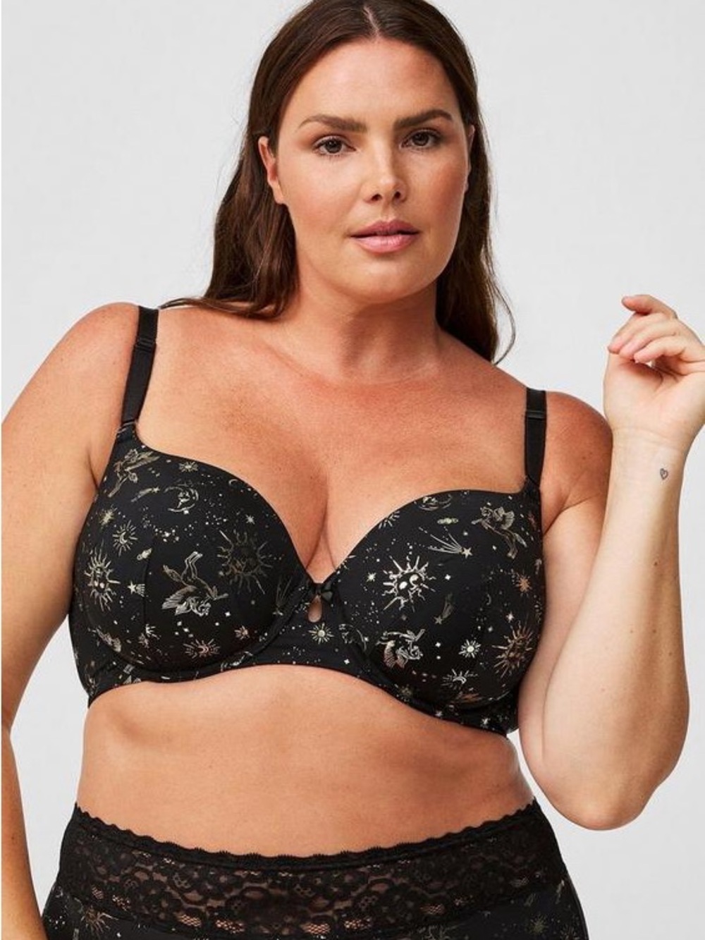 Torrid  Dream Free Wire Lightly Lined Smooth Bra 46F Celestial Space Black